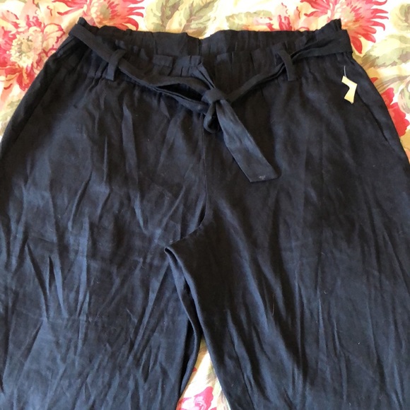 J JILL Size Large LINEN Stretch
BLACK Tie belt Paperbag Flat Front 
$129 NEW - Picture 9 of 12